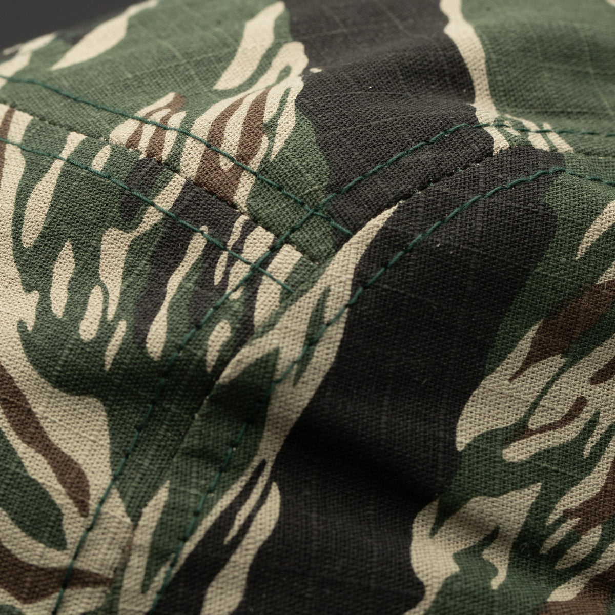 5-Panel-Tiger-Detail2_cbc42573